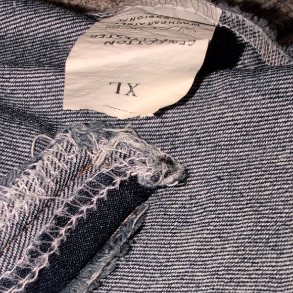 Denim Sleeveless Jacket - Picture 6 of 7